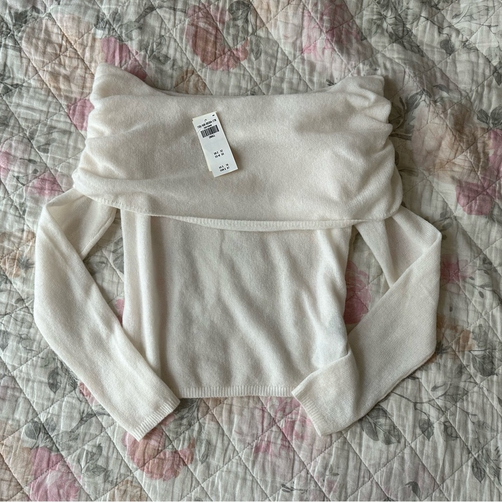 🪞Abercrombie Merino Wool🪞